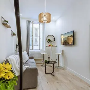 Bunico 1 - Old Town Renovated Apartment Nice